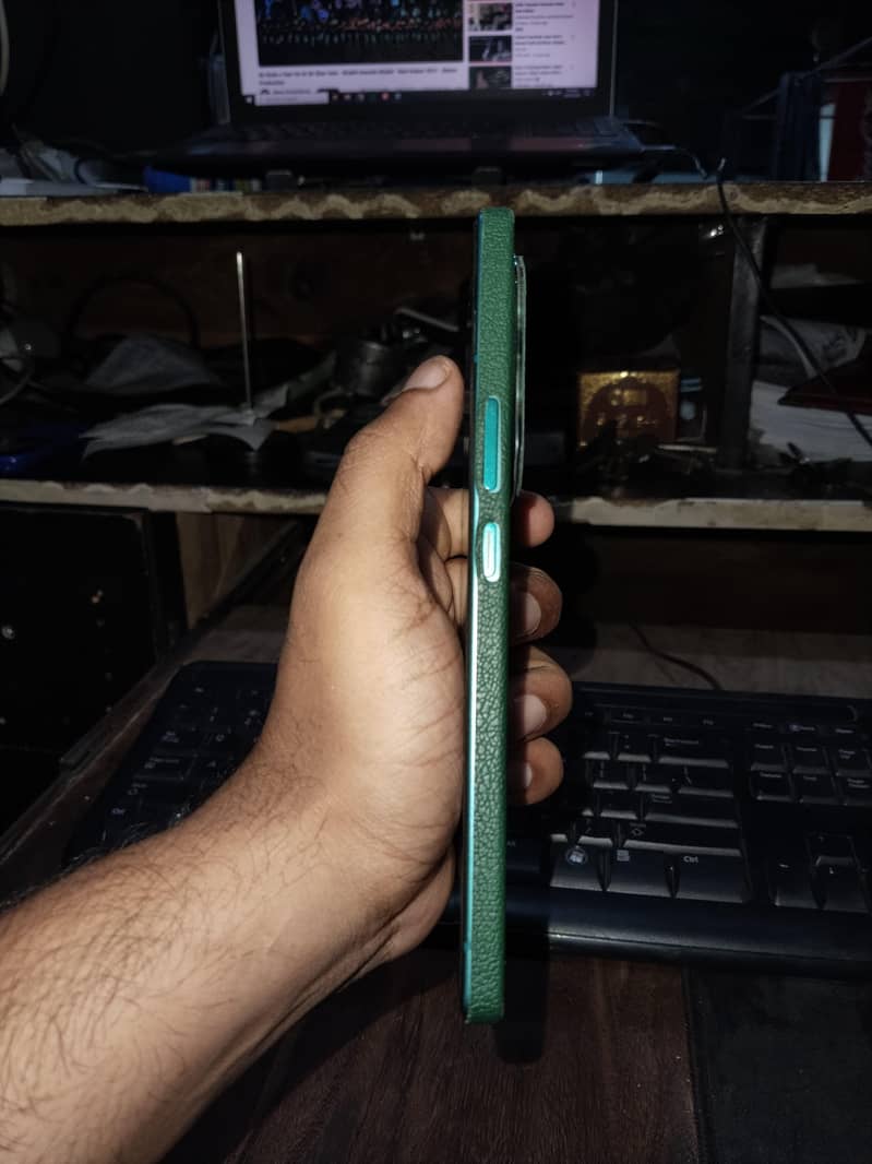 8+8 256 1