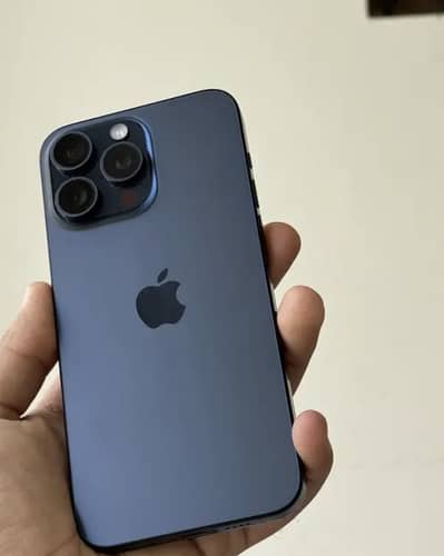 Iphone 15 pro max Factory Unlocked
