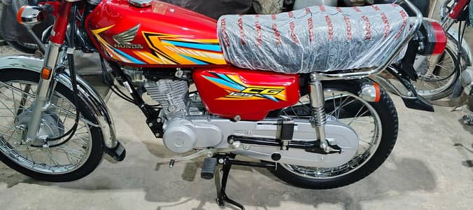 Honda cG 125 25 model 26 Wala sticker