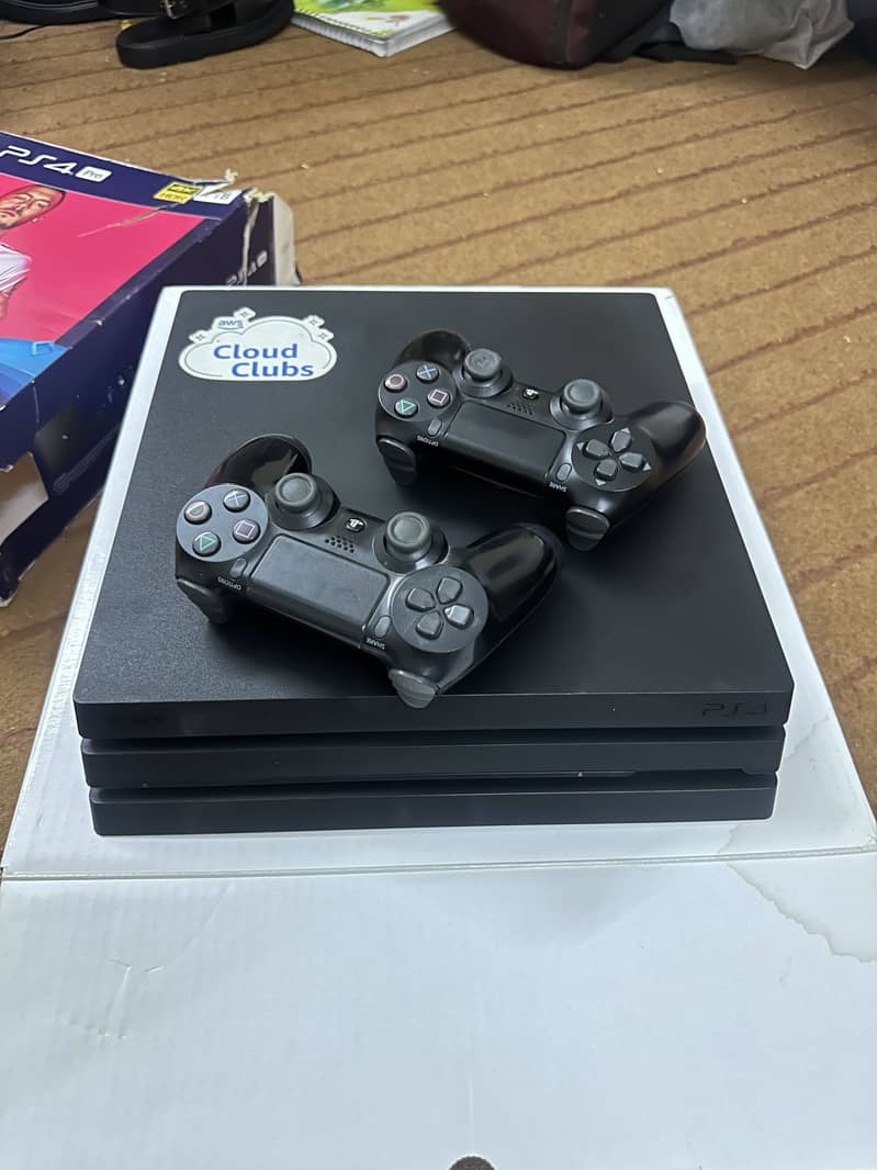 Ps4 pro 4