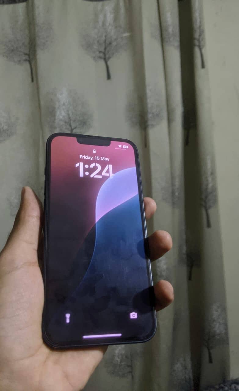 iPhone 14 0