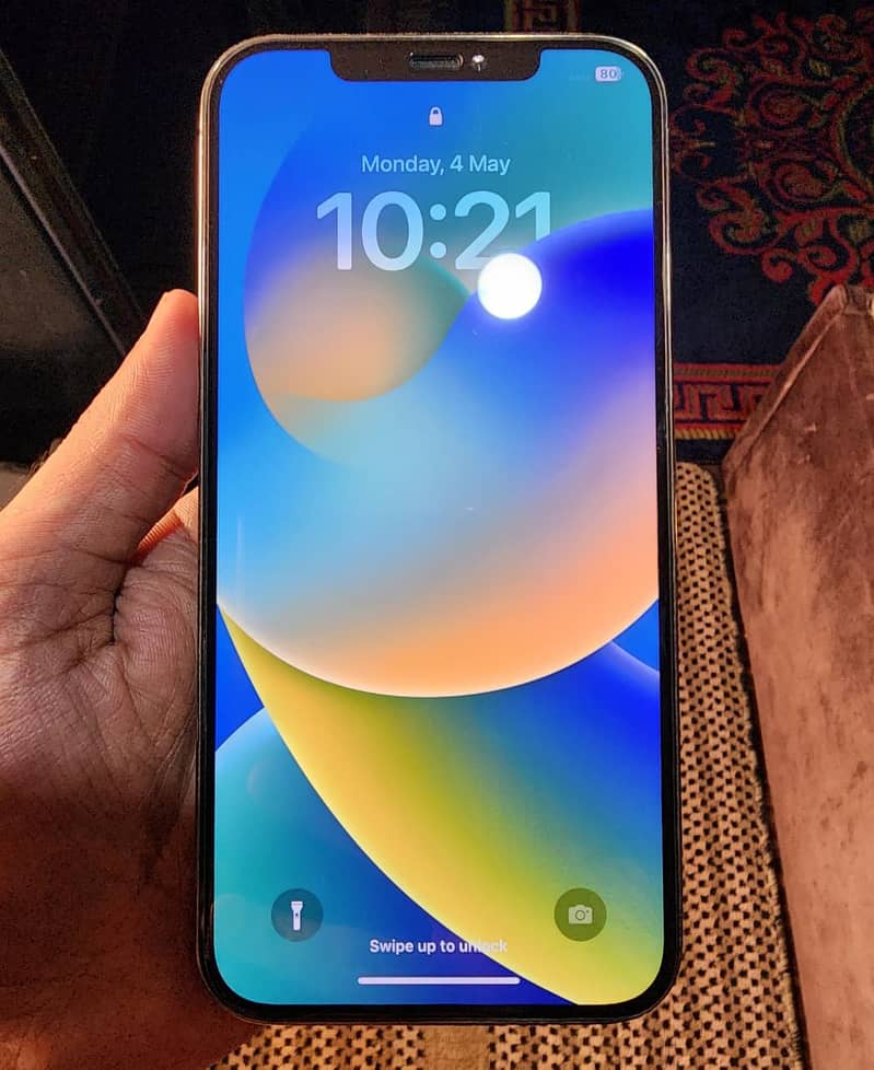 Apple iPhone 12 0
