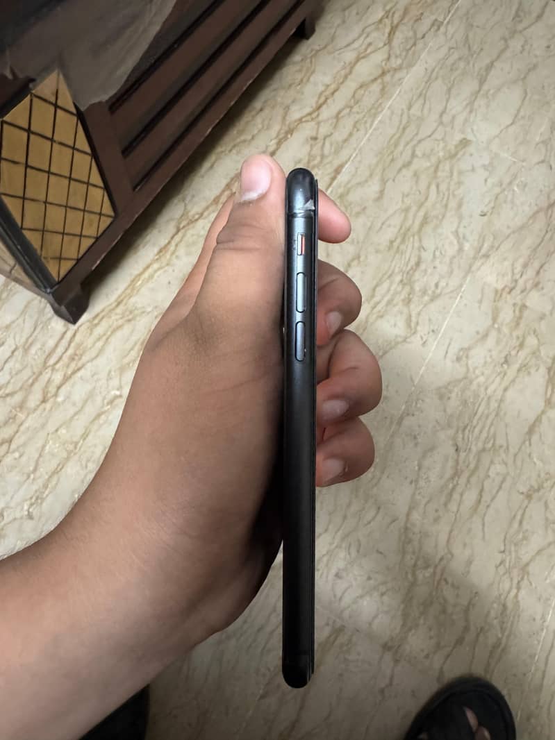 Iphone 11JV 0