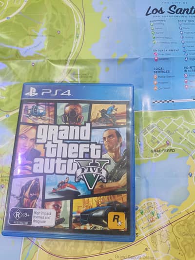 GTA V PS4 with Map