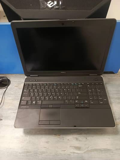 urgent sell on cheap rates Latitude E6540 i5 4th Gen 8GB RAM 256GB SSD