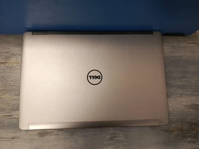 sell in cheap rates Dell Latitude E6540 i5 4th Gen 4GB RAM HDD