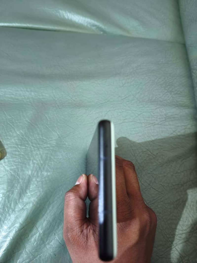 Google pixel 6a 4