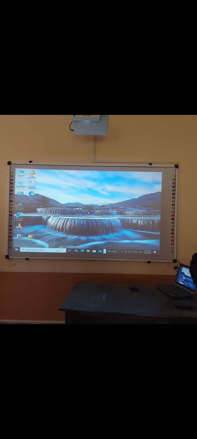 smart classroom solution 7