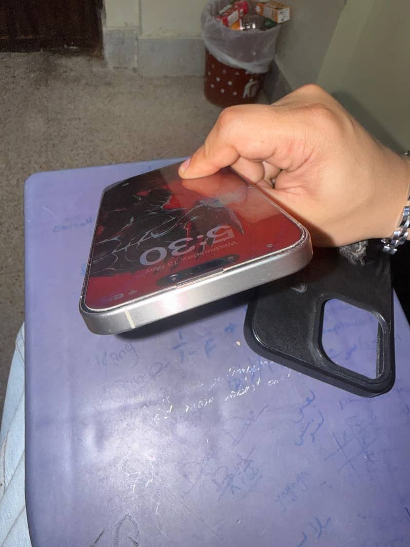 Iphone 15 pro max jv 6
