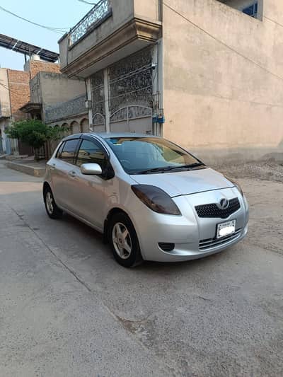 Toyota Vitz Full Option Push Start/ Keyless