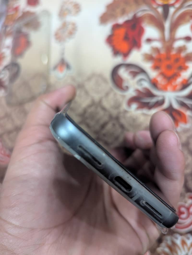 Google pixel 8 3