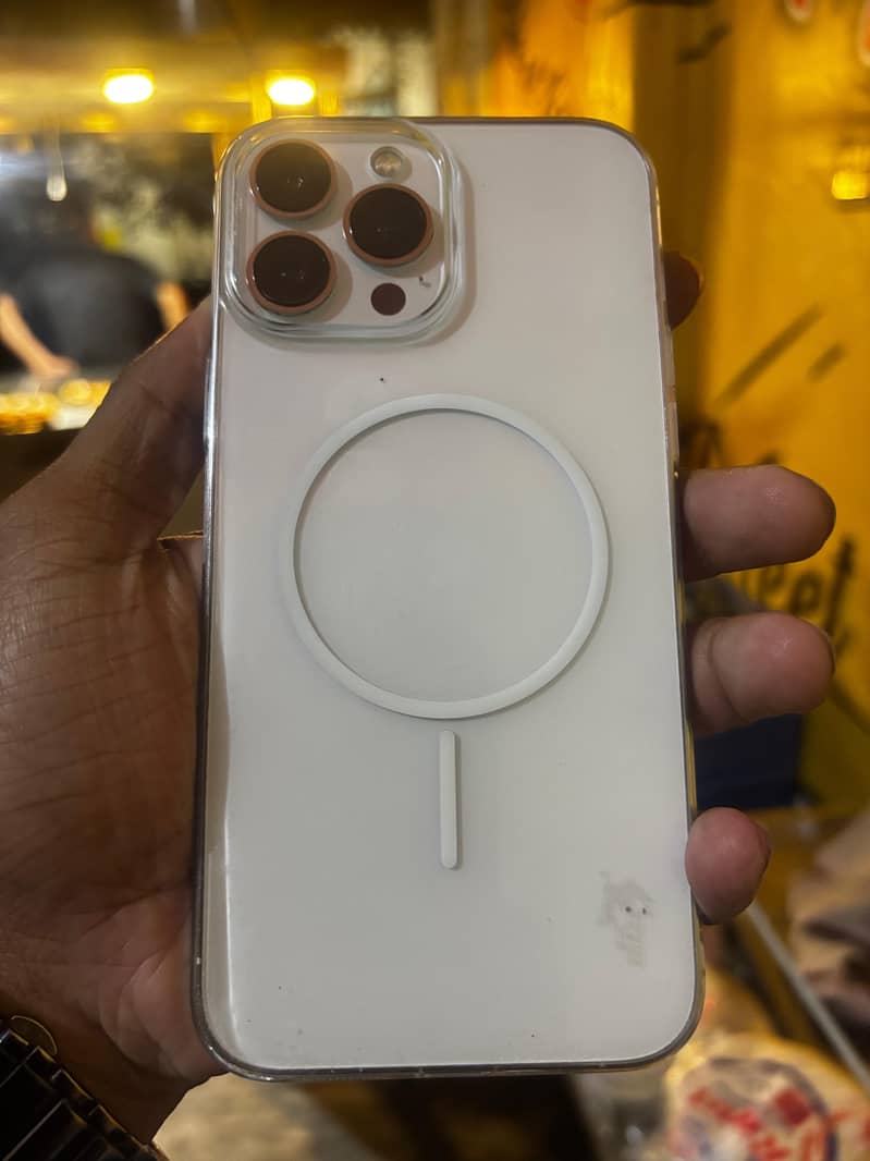 iphone 13 pro max 4