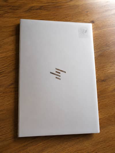 HP ELITEBOOK 840 G8 NoteBook i5 11th Gen Ram 8 SSD 128