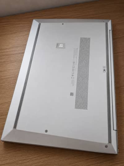HP ELITEBOOK 840 G8 NoteBook i5 11th Gen Ram 8 SSD 128