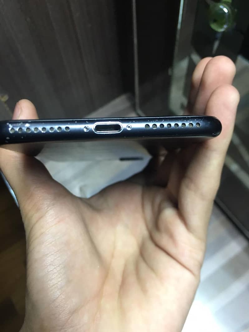 iPhone 7plus condition 10/9 1