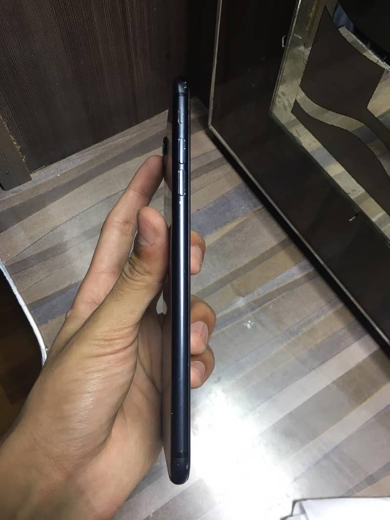 iPhone 7plus condition 10/9 4