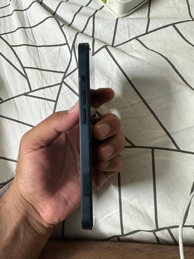 iPhone 14 jv 3