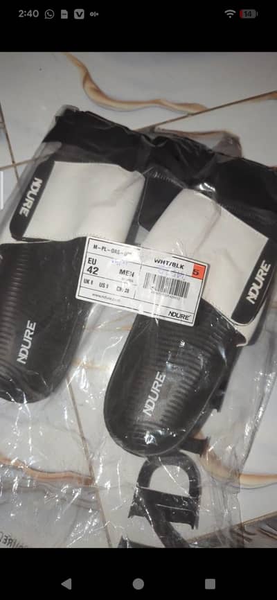 new Ndure slippers  unused 42 n0: for sell