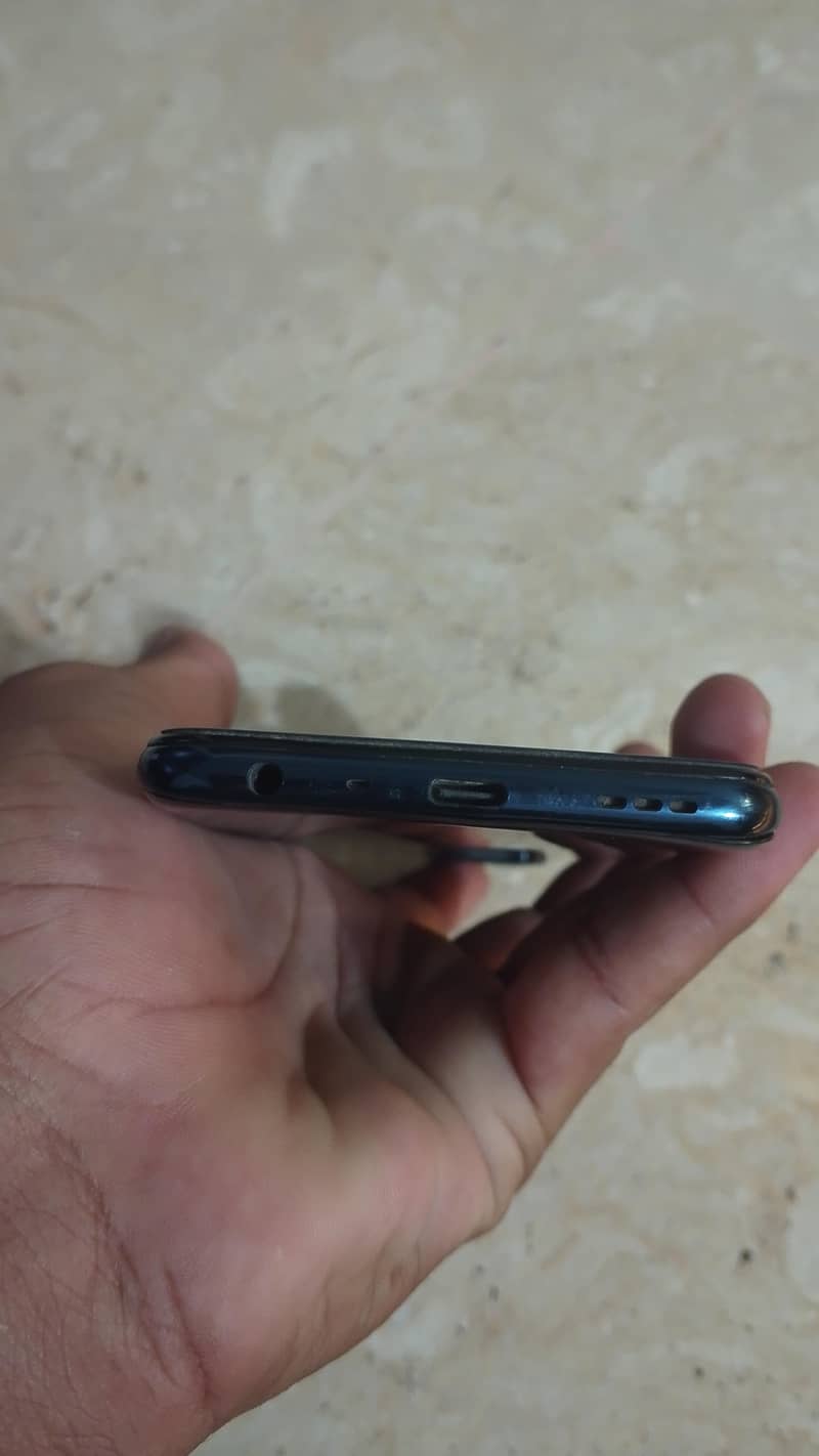oneplus N200 3