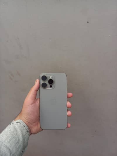 iPhone 15 Pro Max