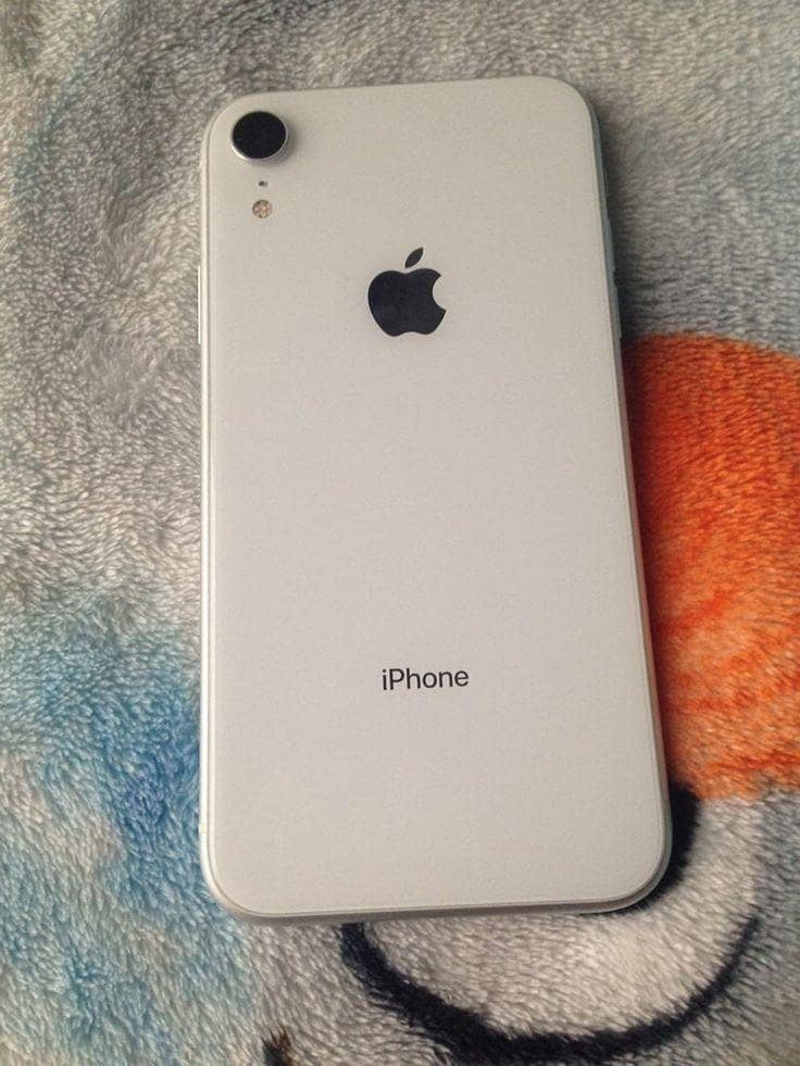 iPhone XR 2