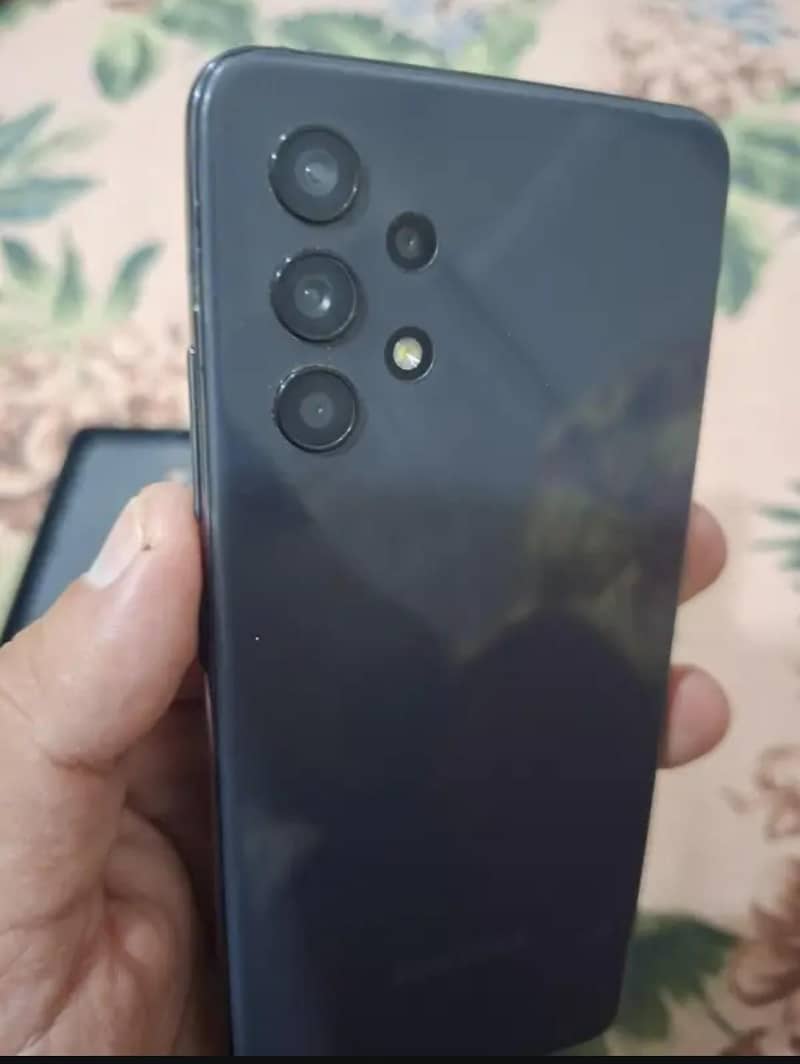 Samsung A32 only box 1