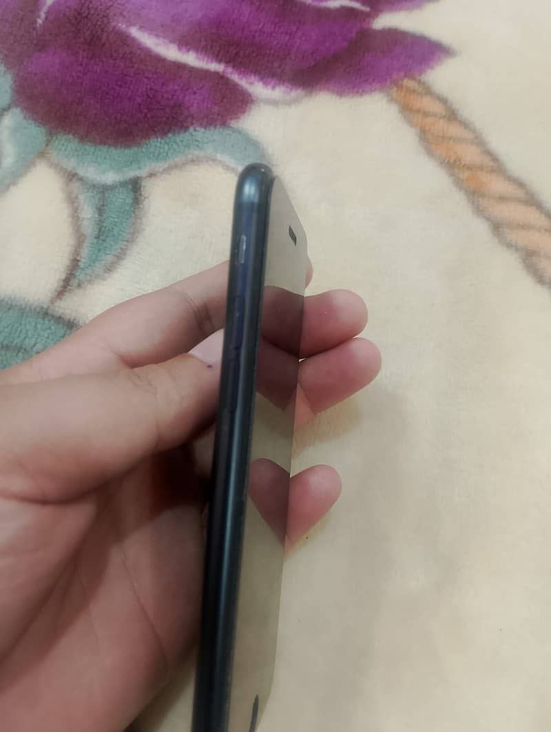 iPhone 7 1