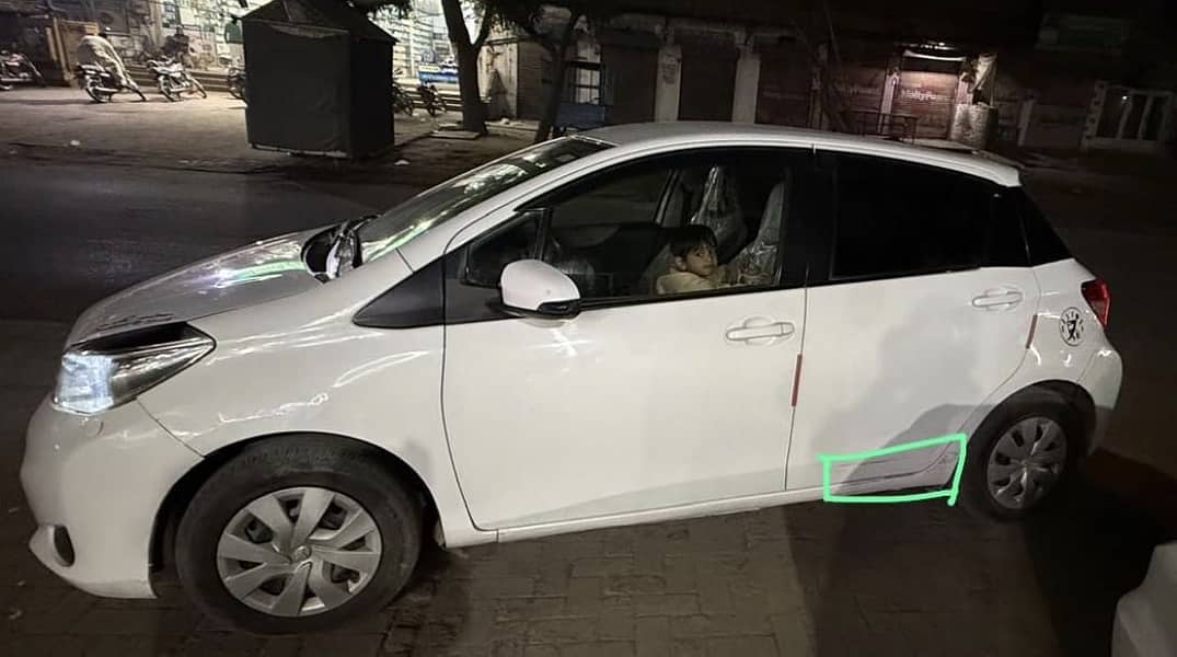 Vitz 12/15 2