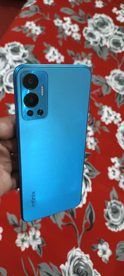 Infinix Hot 12