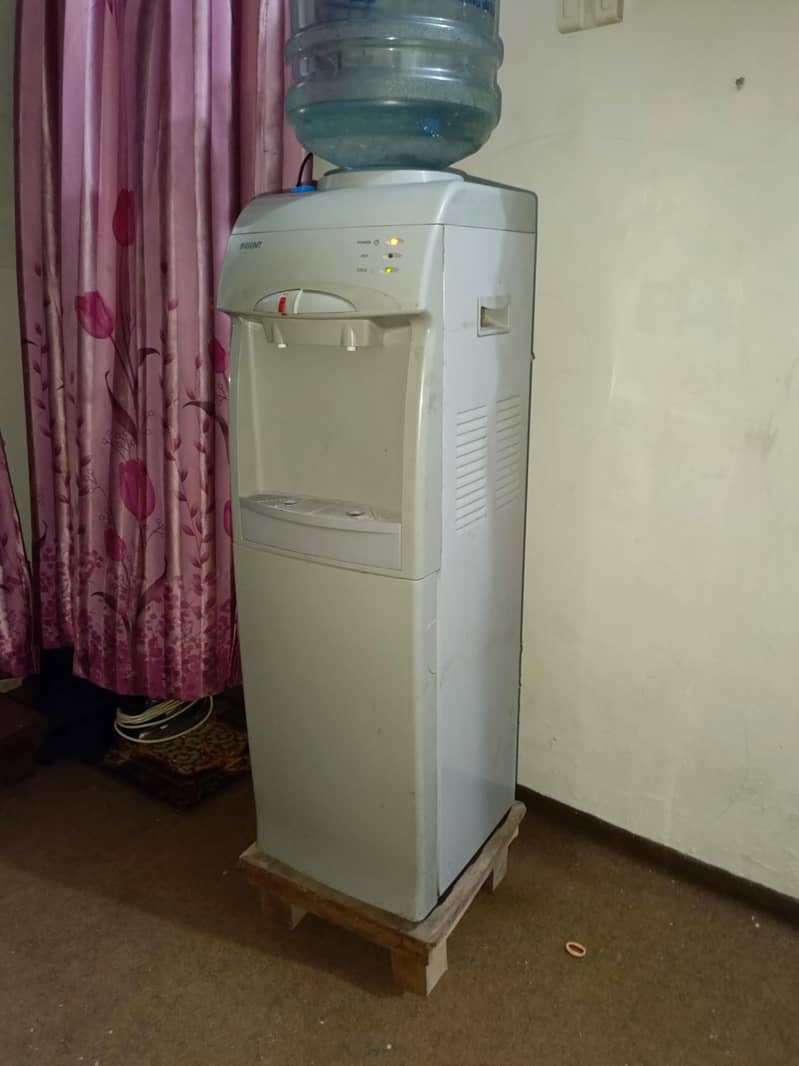 Orient Dispenser 1