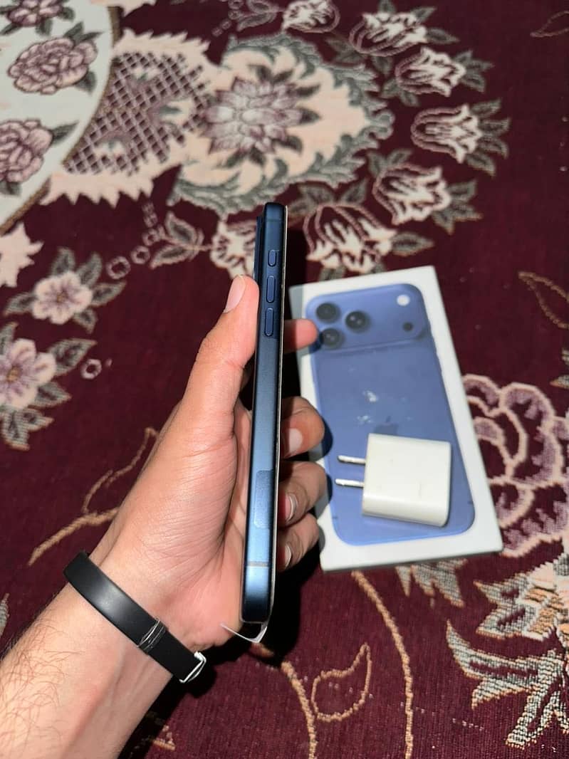 iPhone 17 pro max 2