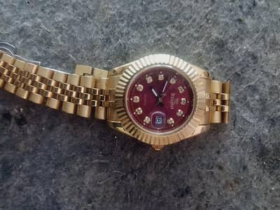 VIP golden watch  automatic