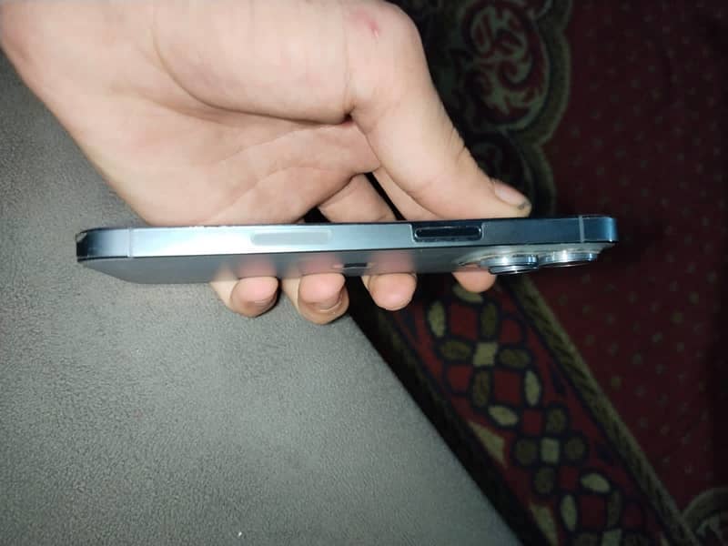 IPhone 13 Pro JV 2