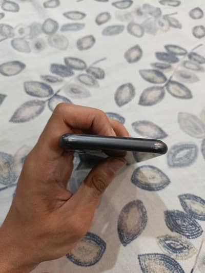 iphone 11 Dual sim pta