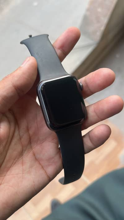 Apple watch Se with complete box full size