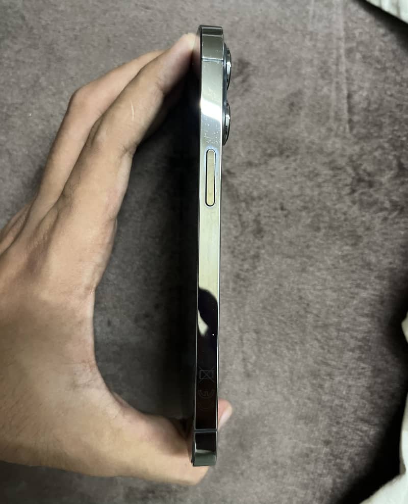 IPhone 13 Pro 8