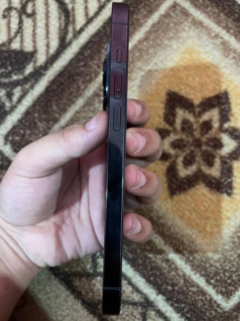 iPhone 14 pro 5
