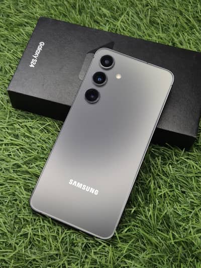 Samsung S24 with original box