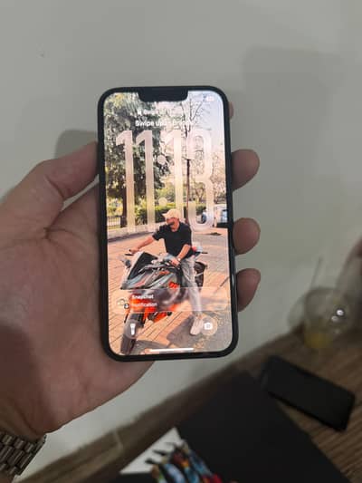 iPhone 13
