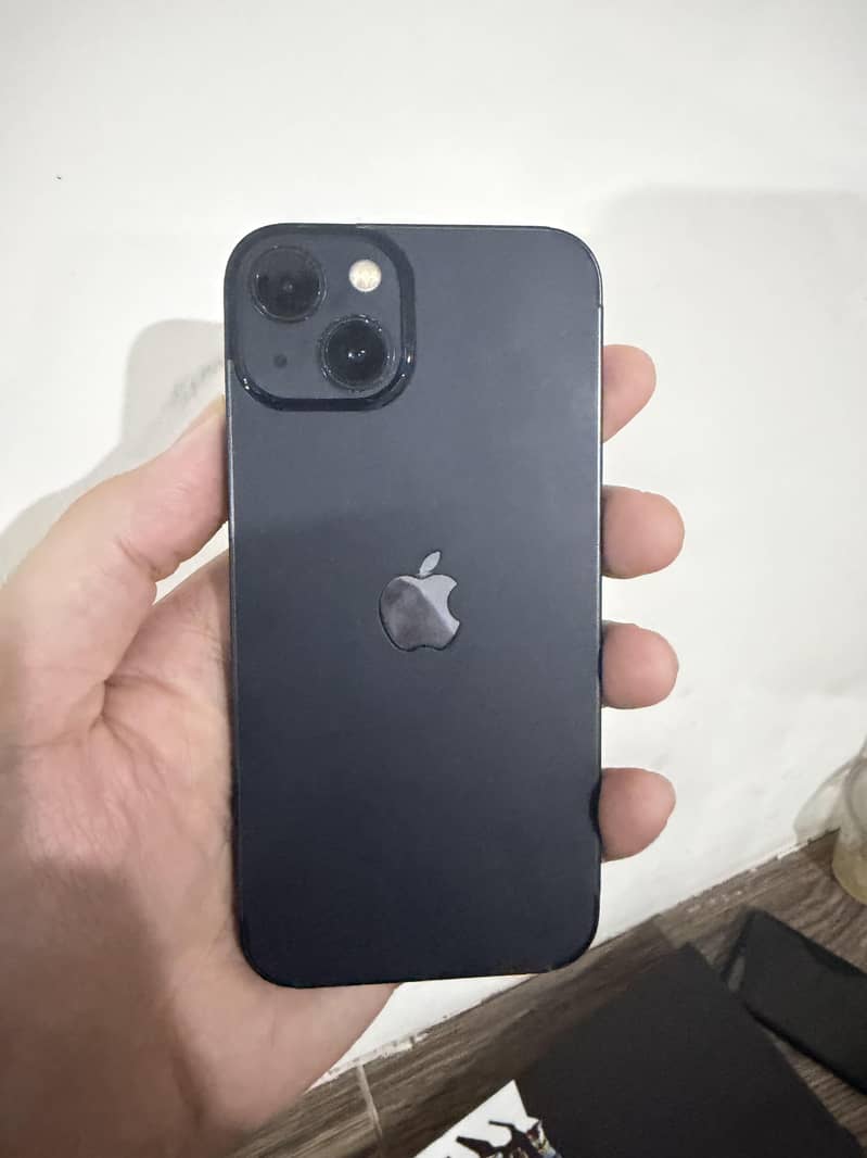 iPhone 13 1