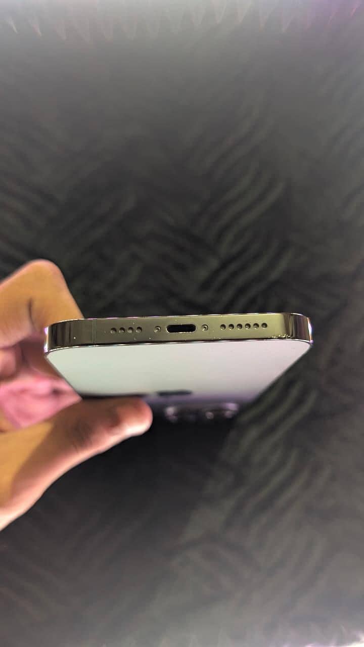 Iphone 14 pro max 3