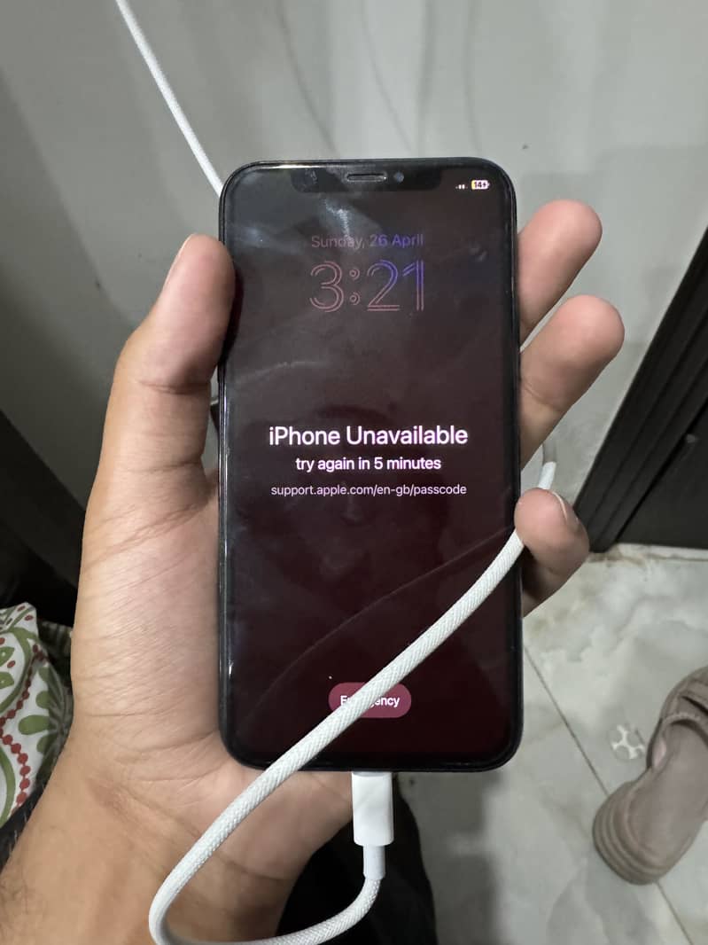 iPhone XS 0