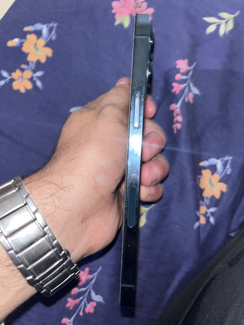 Iphone 12 pro max (jv) 4