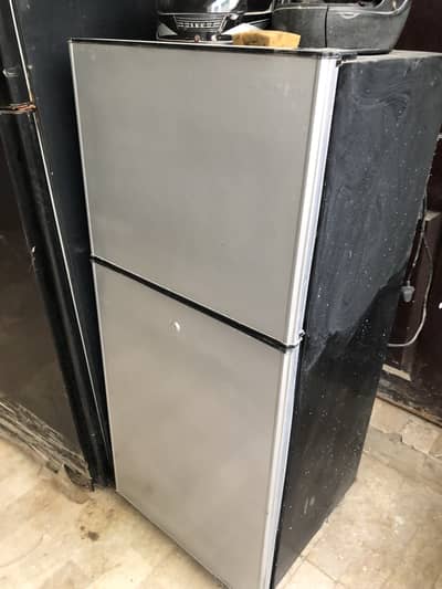 Waves fridge