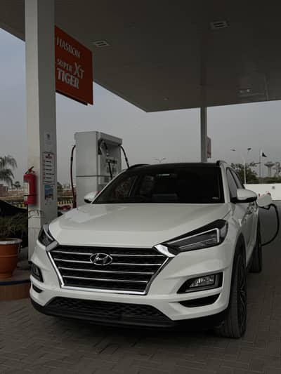 Hyundai tucson fwd gls sports