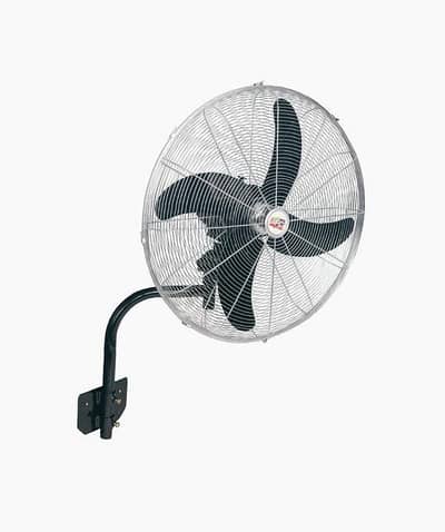 GFC Bracket fan 24inch only 1 season use  NO OPEN