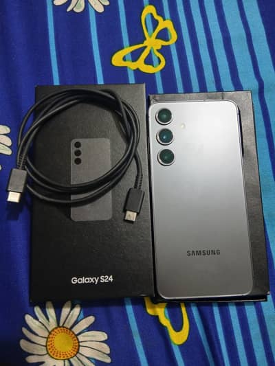 Samsung S24 8/256 GB with original box and wire (non pta)