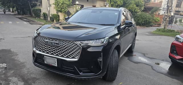 2015 model haval h6 turbo 1490cc 15 klm/Libre average