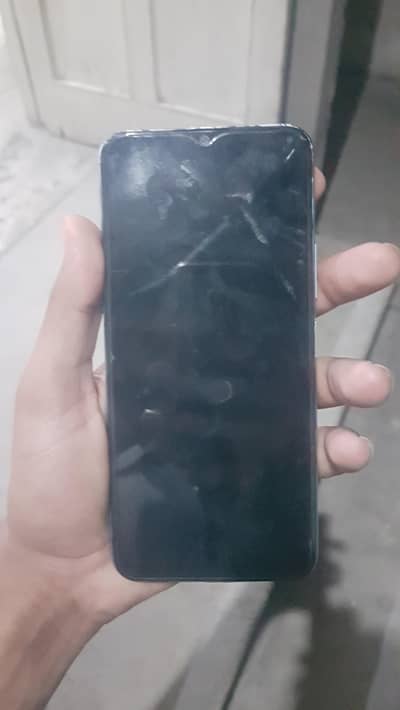 Vivo y12