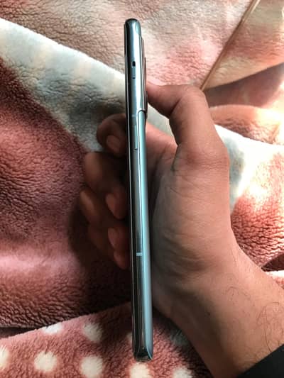 urgent sale one plus 10 pro Condition 10 by 10 anda pic